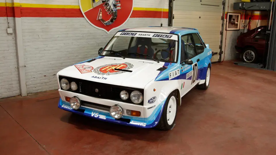 Fiat 131 Abarth, foto 2 van 4
