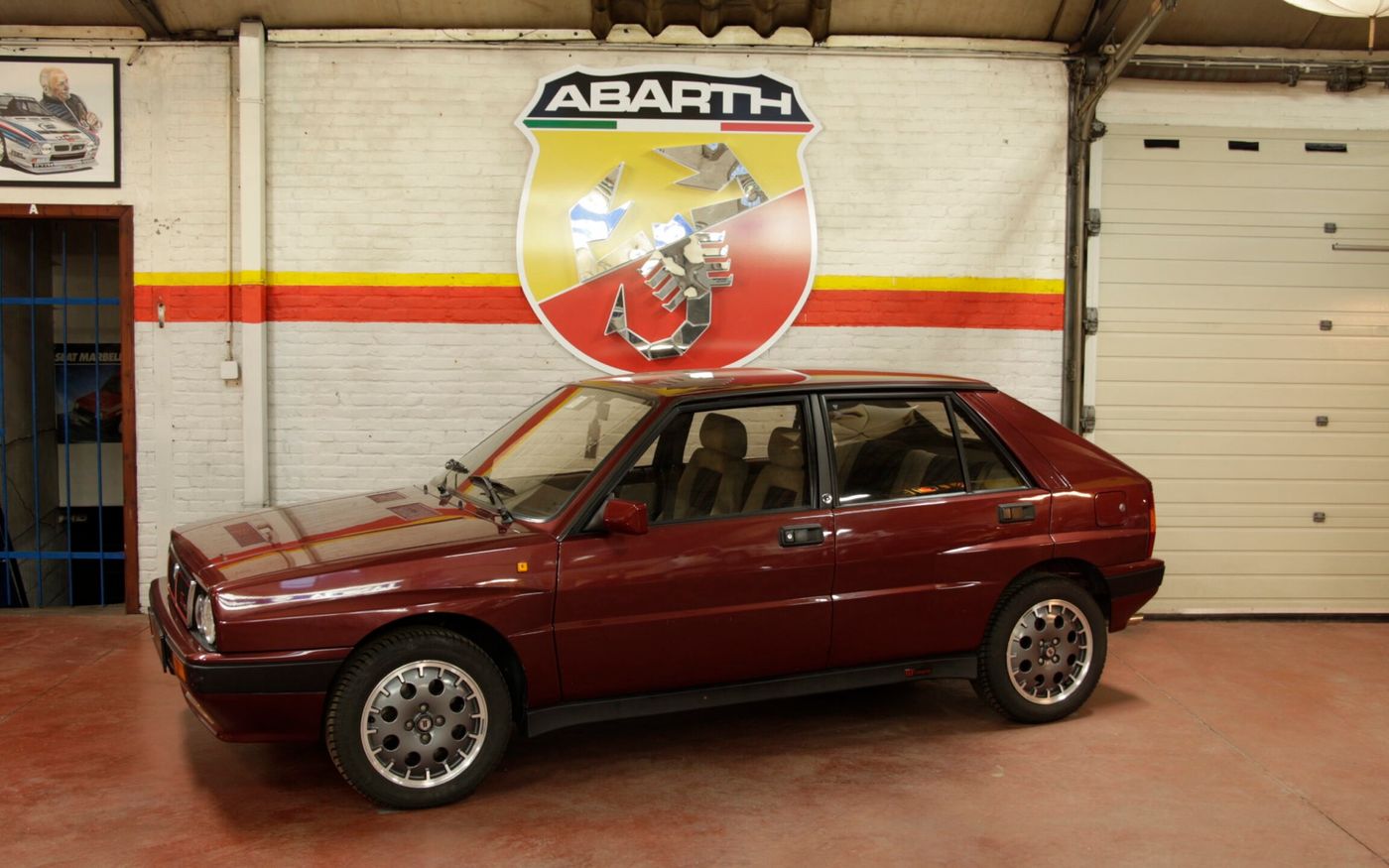 Lancia Delta HF Integrale 8V, foto 1 van 4