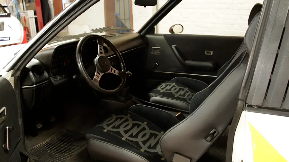 Opel Manta 400 (tribute car), foto 4 van 4